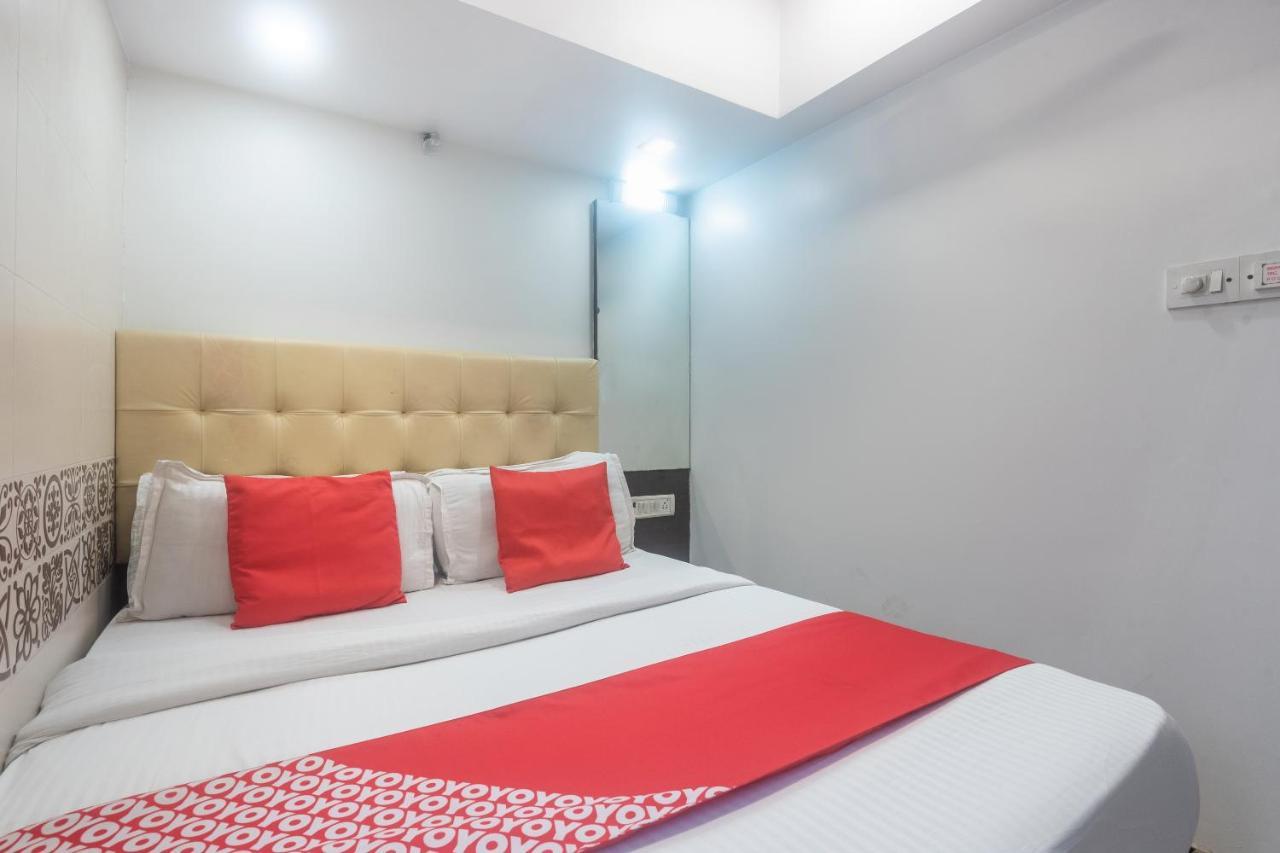 Oyo 49867 Hotel Kalpana Residency Bombaj Zewnętrze zdjęcie