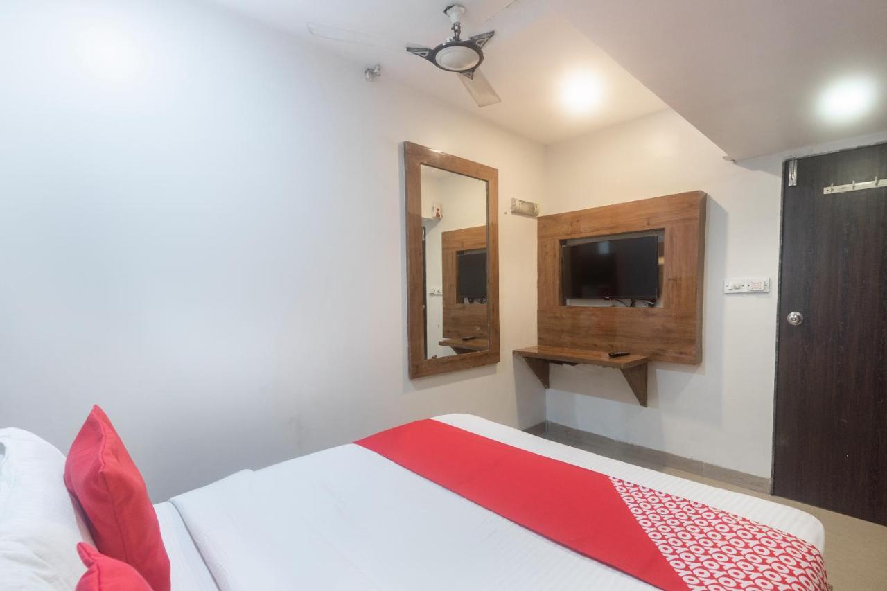 Oyo 49867 Hotel Kalpana Residency Bombaj Zewnętrze zdjęcie