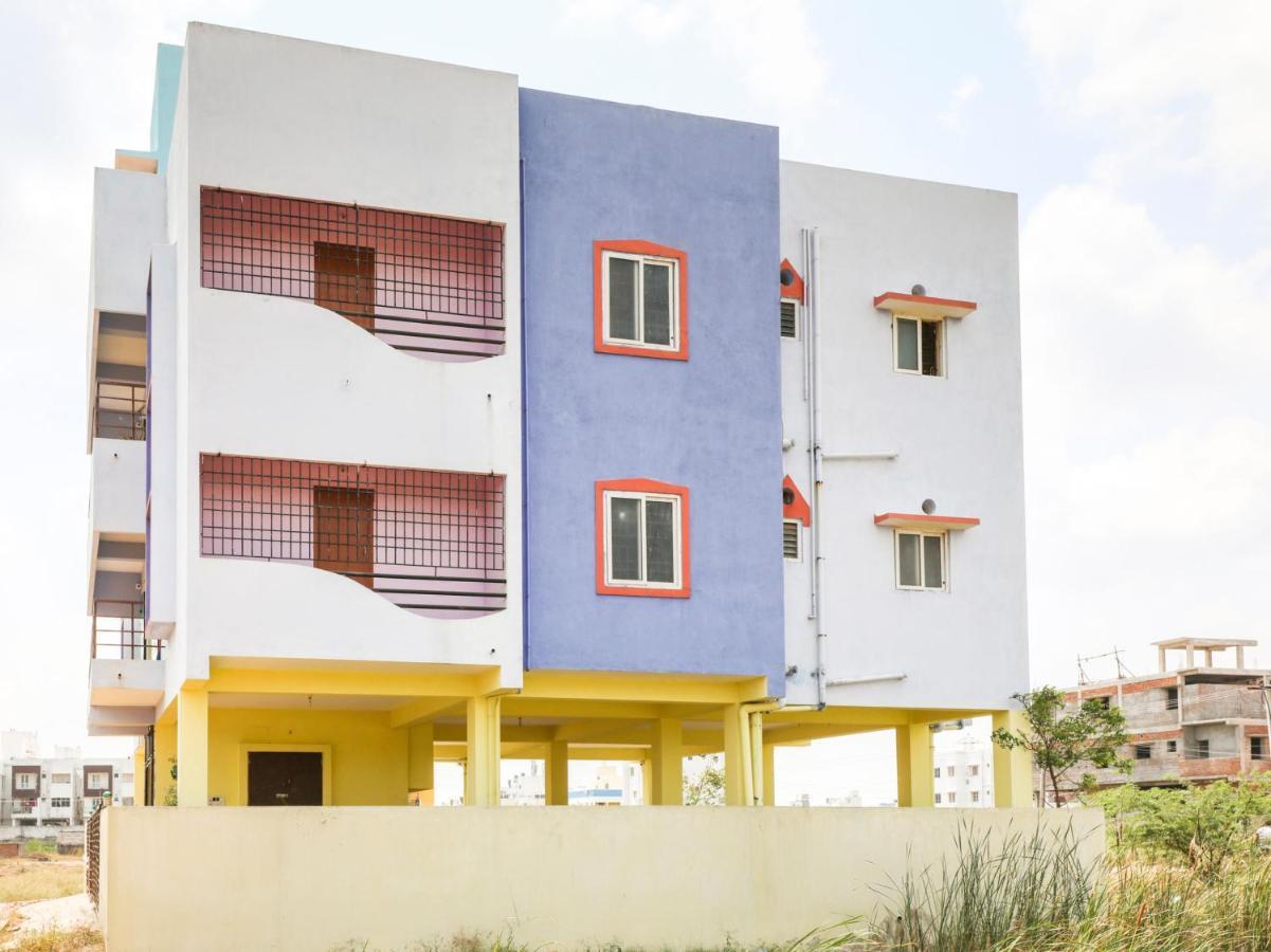 Oyo 49867 Hotel Kalpana Residency Bombaj Zewnętrze zdjęcie