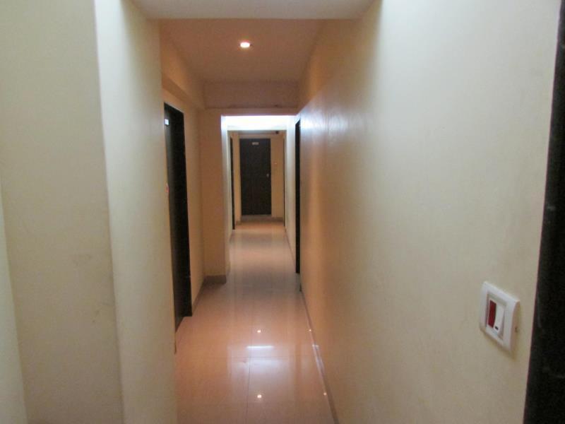 Oyo 49867 Hotel Kalpana Residency Bombaj Zewnętrze zdjęcie
